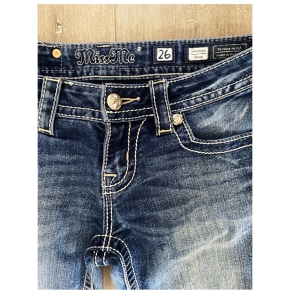 MISS ME Embellished Cross Skinny Jeans - Picture 3 of 7